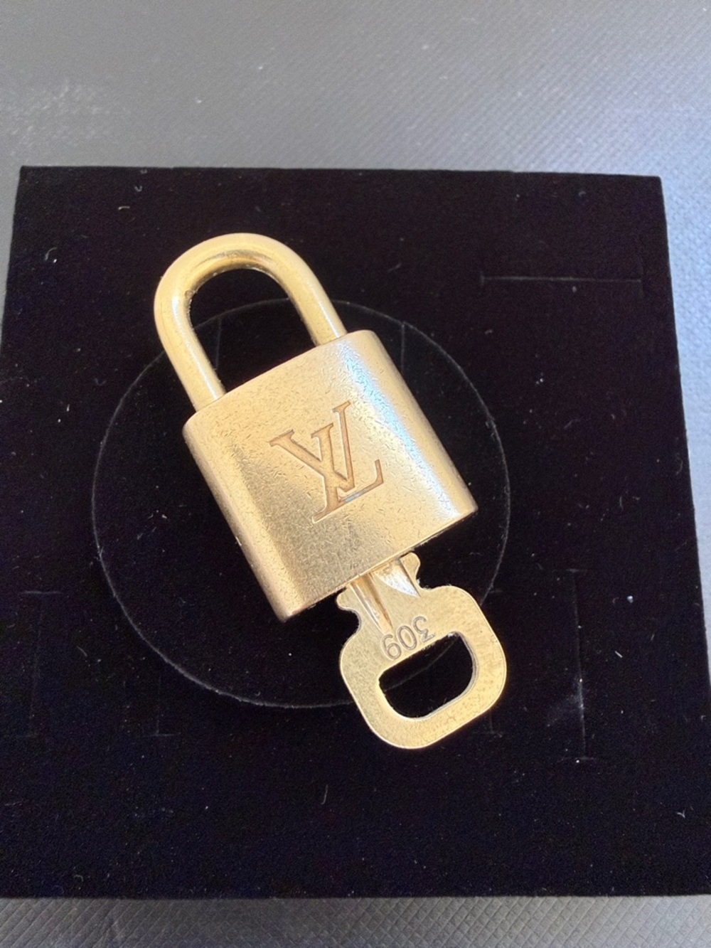 PICK ONE LOUIS  VUITTON LOCK and KEY - Picture 2 of 5